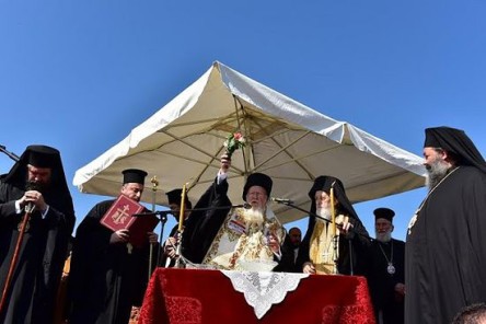 216359.p Во Грција осветен првиот храм во чест на преподобниот Порфириј Кавсокаливит