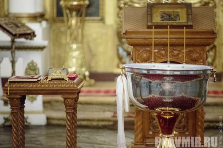 krstenie1 Познатиот актер Кери- Хиројуки Тагава прими Православие: Не сум војник, туку воин! (Видео и целосно интервју)