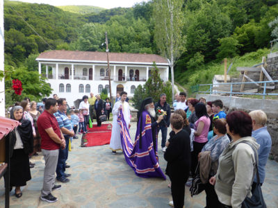 Архиерејска Вечерна Богослужба во манастирот „Св. Спас“, Крушево