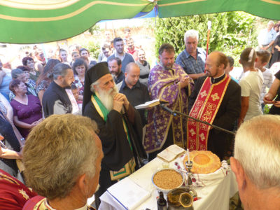 Осветување на камбанарија на црквата „Воскресение Христово“ во Ерековци