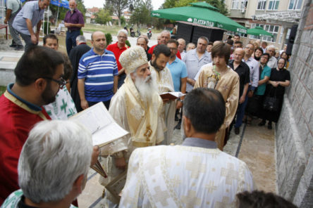 6320-osvetena-crkvata-sv.velikomacenik-pantelejmon-960x600-6 Осветена црквата Св. Пантелејмон во Прилеп