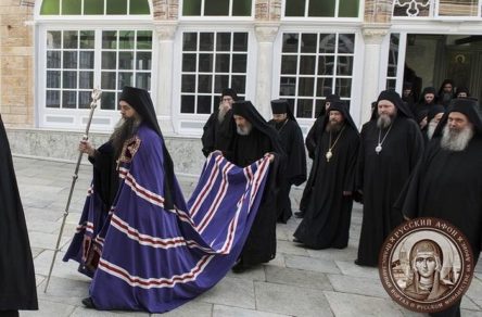 Се одржа интронизацијата на новиот игумен од Рускиот манастир на Света Гора
