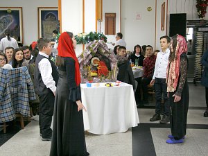 Во Прилеп се одржа традиционалниот Божикен ручек за 500 деца
