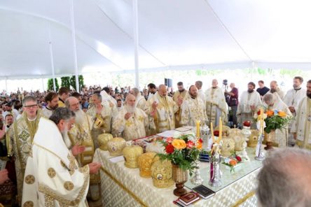 Во САД канонизиран новопрославениот светител Мардариј Либертвилски