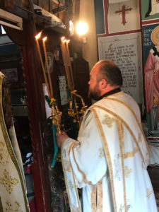 Архиерејска Литургија во Довлеџик