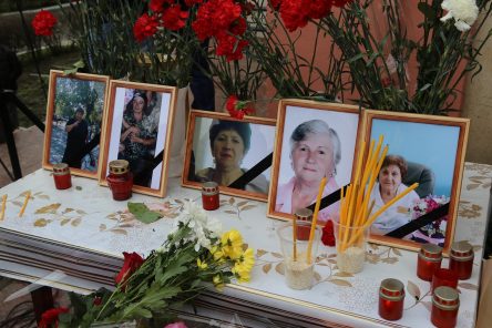 Во Кизлјар се збогуваа со невино убиените верници на Прочка