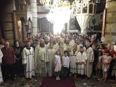 Прв ден Духовден – Света Архиерејска Литургија во храмот „Света Недела“ – Битола