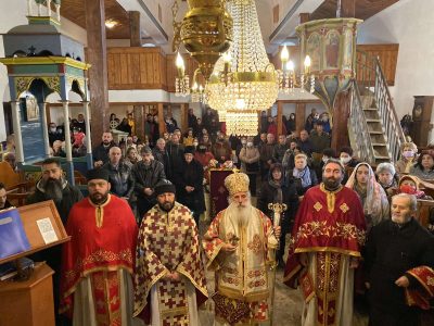 Света Архиерејска Литургија во манастирот „Свети Великомаченик Меркуриј“ во село Барешани
