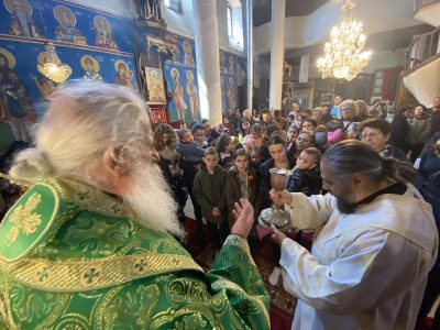 Крстопоклона Недела – Света Архиерејска Литургија во храмот „Свети Великомаченик Георгиј“ во Ресен